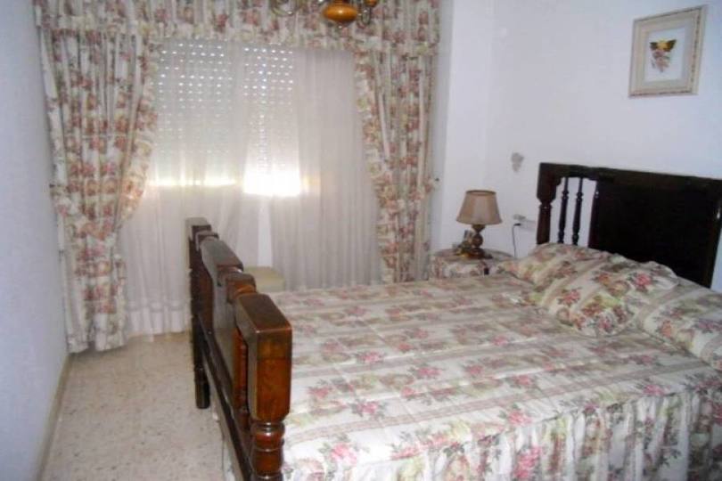 Alicante,Alicante,España,3 Bedrooms Bedrooms,1 BañoBathrooms,Pisos,14459