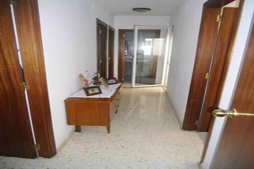 Alicante,Alicante,España,3 Bedrooms Bedrooms,1 BañoBathrooms,Pisos,14459