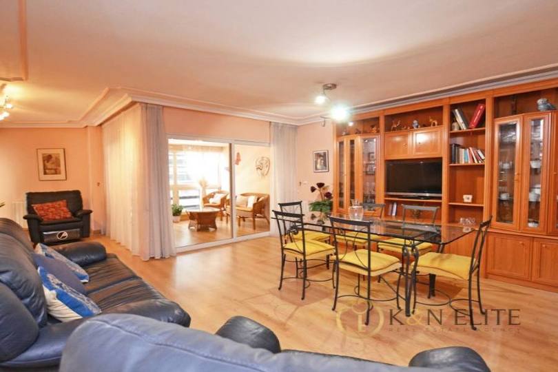 Alicante,Alicante,España,3 Bedrooms Bedrooms,3 BathroomsBathrooms,Pisos,14466