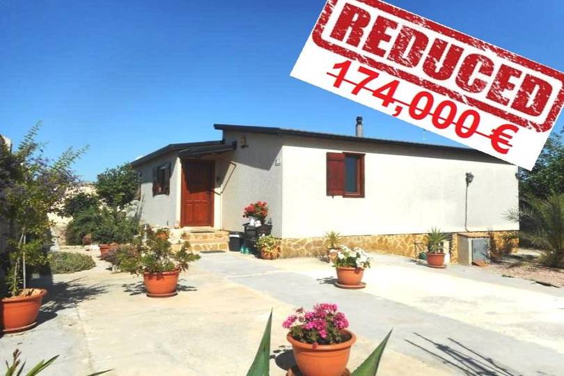 Elche,Alicante,España,3 Habitaciones Habitaciones,4 BañosBaños,Fincas-Villas,2193