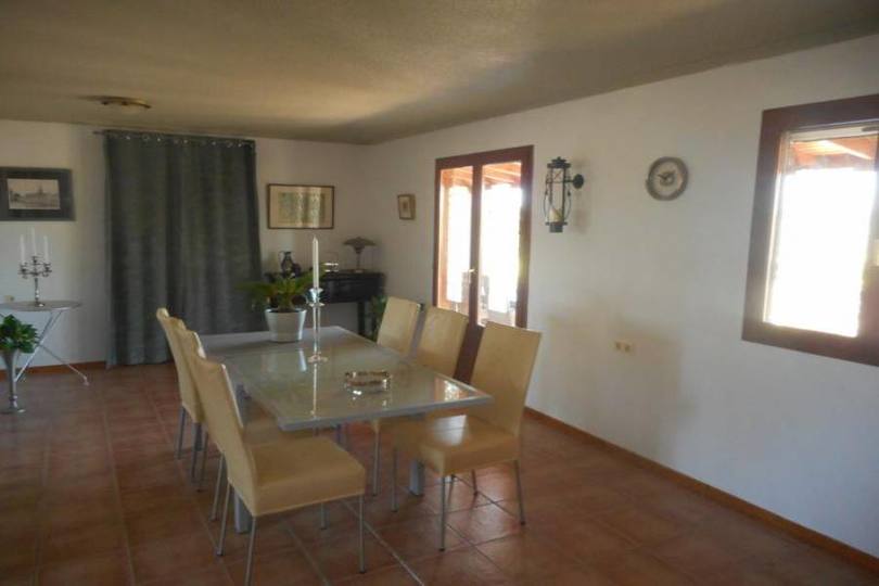 Elche,Alicante,España,3 Habitaciones Habitaciones,4 BañosBaños,Fincas-Villas,2193
