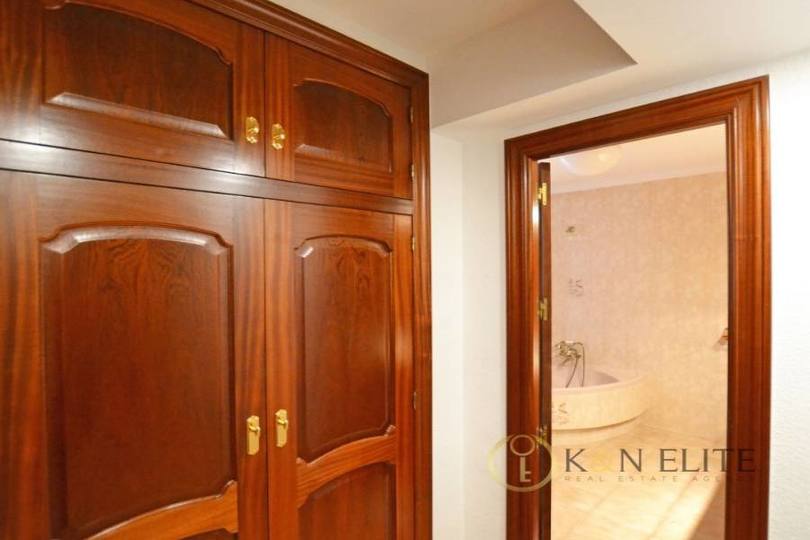 Alicante,Alicante,España,4 Bedrooms Bedrooms,2 BathroomsBathrooms,Pisos,14475