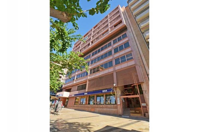 Alicante,Alicante,España,4 Bedrooms Bedrooms,4 BathroomsBathrooms,Pisos,14483