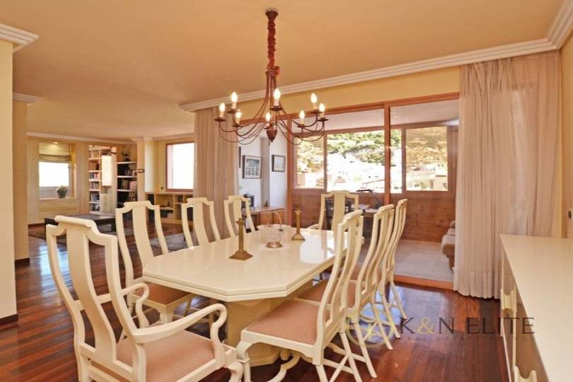 Alicante,Alicante,España,4 Bedrooms Bedrooms,4 BathroomsBathrooms,Pisos,14483