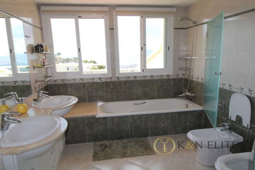 Altea,Alicante,España,4 Bedrooms Bedrooms,3 BathroomsBathrooms,Pisos,14484
