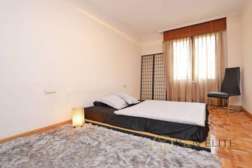 Alicante,Alicante,España,4 Bedrooms Bedrooms,2 BathroomsBathrooms,Pisos,14488
