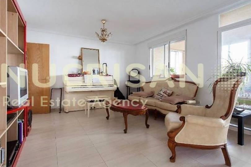 Alicante,Alicante,España,3 Bedrooms Bedrooms,2 BathroomsBathrooms,Pisos,14507