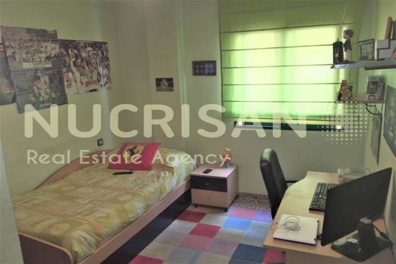 Alicante,Alicante,España,4 Bedrooms Bedrooms,2 BathroomsBathrooms,Pisos,14510