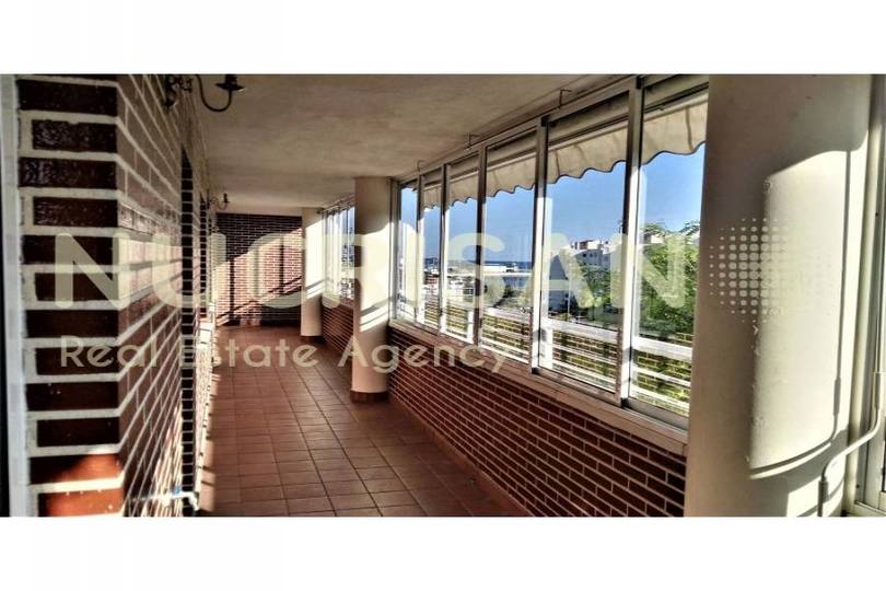 Alicante,Alicante,España,4 Bedrooms Bedrooms,2 BathroomsBathrooms,Pisos,14518