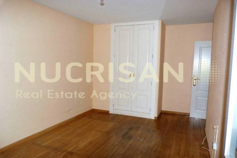 Alicante,Alicante,España,5 Bedrooms Bedrooms,3 BathroomsBathrooms,Pisos,14524