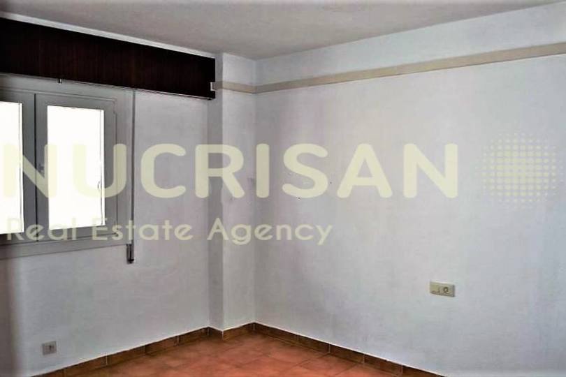 Alicante,Alicante,España,3 Bedrooms Bedrooms,2 BathroomsBathrooms,Pisos,14527