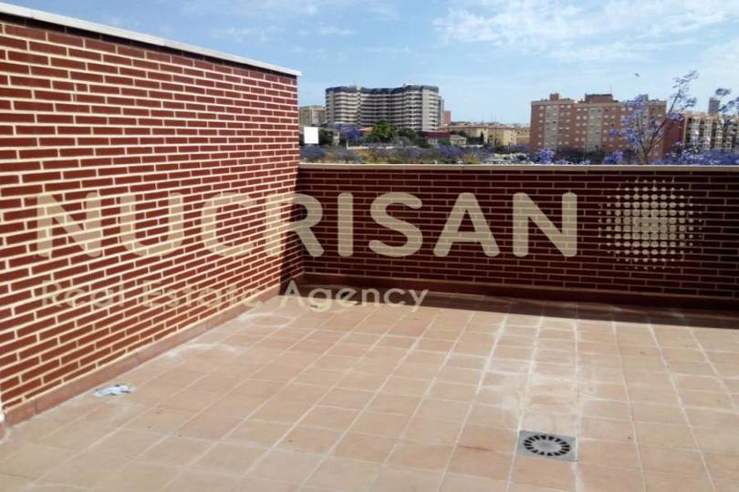 Alicante,Alicante,España,3 Bedrooms Bedrooms,2 BathroomsBathrooms,Pisos,14558