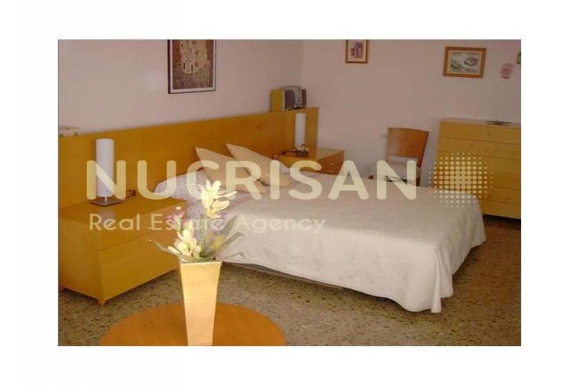 Alicante,Alicante,España,3 Bedrooms Bedrooms,1 BañoBathrooms,Pisos,14571