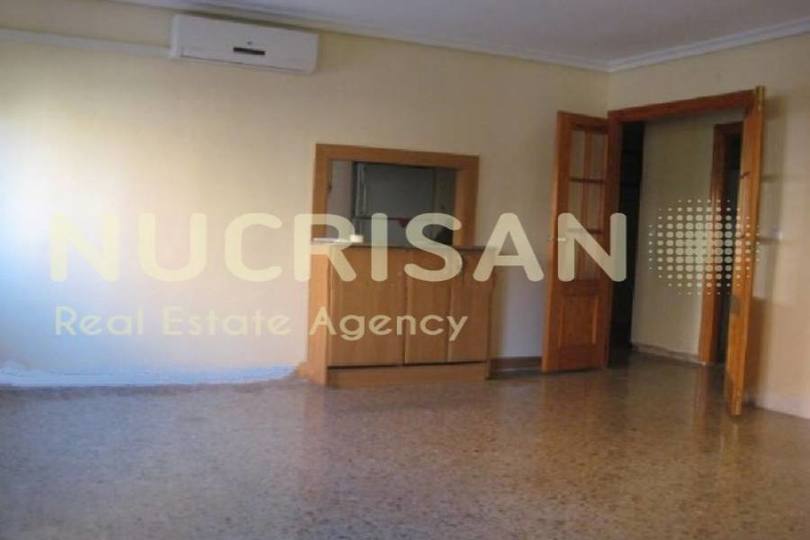 Alicante,Alicante,España,3 Bedrooms Bedrooms,1 BañoBathrooms,Pisos,14571