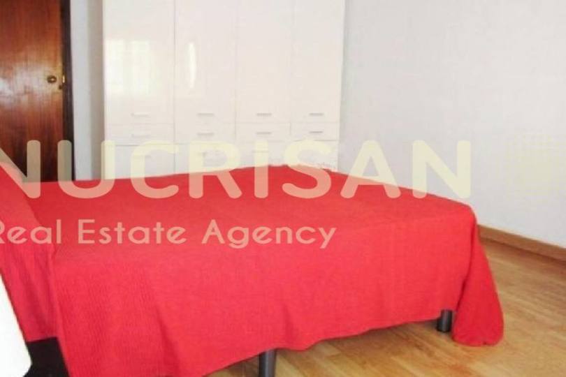 Alicante,Alicante,España,4 Bedrooms Bedrooms,2 BathroomsBathrooms,Pisos,14583