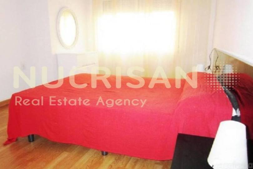 Alicante,Alicante,España,4 Bedrooms Bedrooms,2 BathroomsBathrooms,Pisos,14583