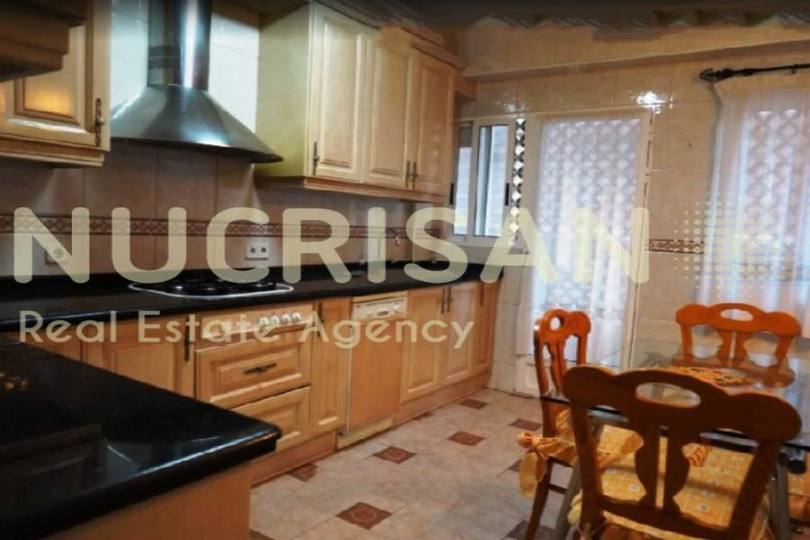 Alicante,Alicante,España,3 Bedrooms Bedrooms,2 BathroomsBathrooms,Pisos,14584