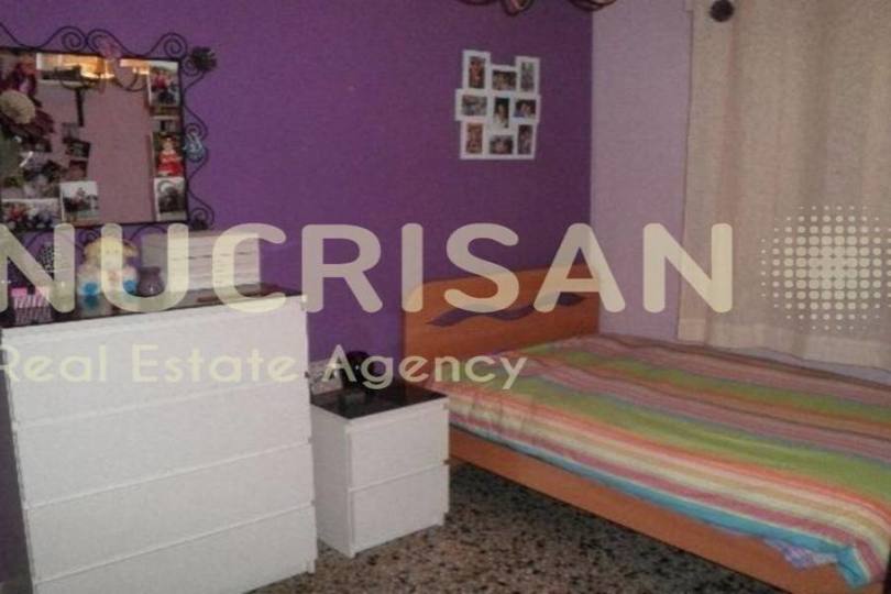 Alicante,Alicante,España,3 Bedrooms Bedrooms,2 BathroomsBathrooms,Pisos,14587