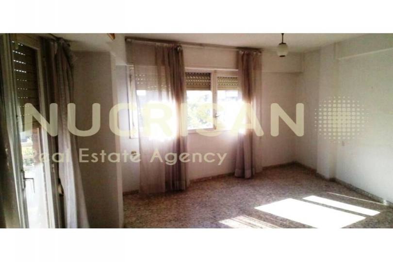 Alicante,Alicante,España,4 Bedrooms Bedrooms,2 BathroomsBathrooms,Pisos,14591