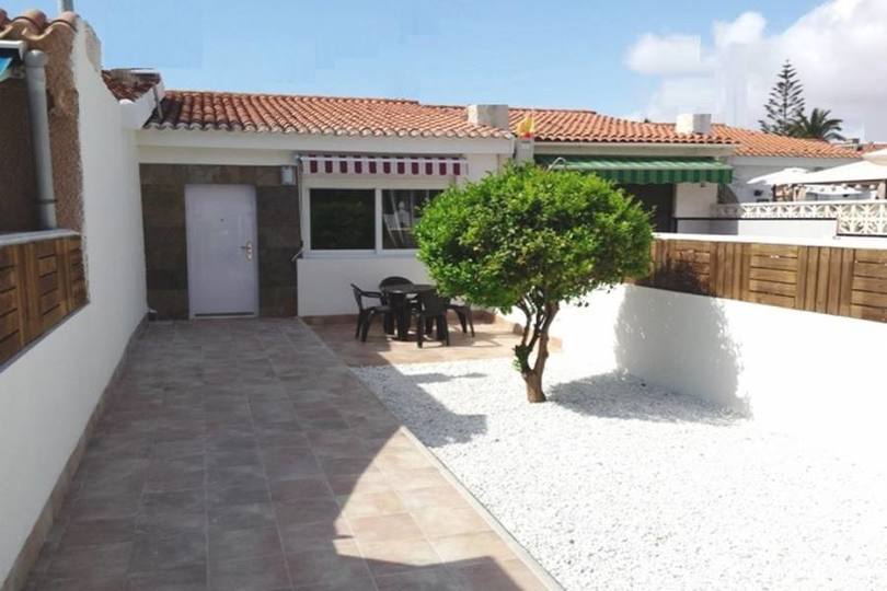 Torrevieja,Alicante,España,2 Habitaciones Habitaciones,1 BañoBaños,Fincas-Villas,2207