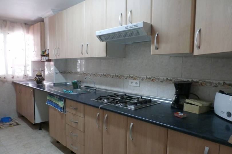 Benidorm,Alicante,España,3 Bedrooms Bedrooms,1 BañoBathrooms,Pisos,14690