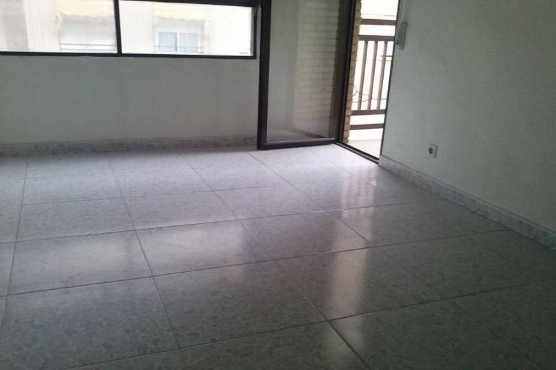 Elche,Alicante,España,4 Bedrooms Bedrooms,2 BathroomsBathrooms,Pisos,14737