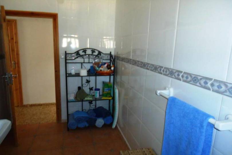 Crevillent,Alicante,España,4 Habitaciones Habitaciones,2 BañosBaños,Fincas-Villas,2221