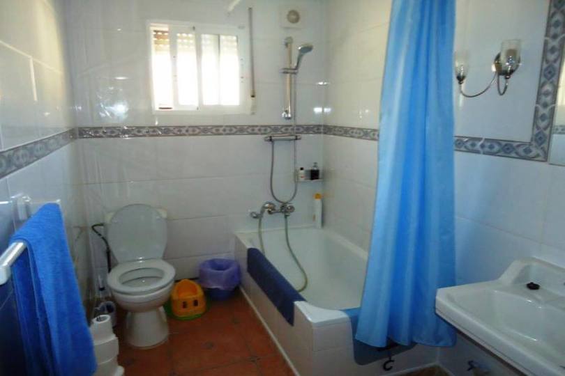 Crevillent,Alicante,España,4 Habitaciones Habitaciones,2 BañosBaños,Fincas-Villas,2221