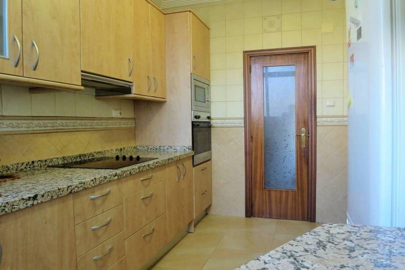Alicante,Alicante,España,3 Bedrooms Bedrooms,1 BañoBathrooms,Pisos,14759