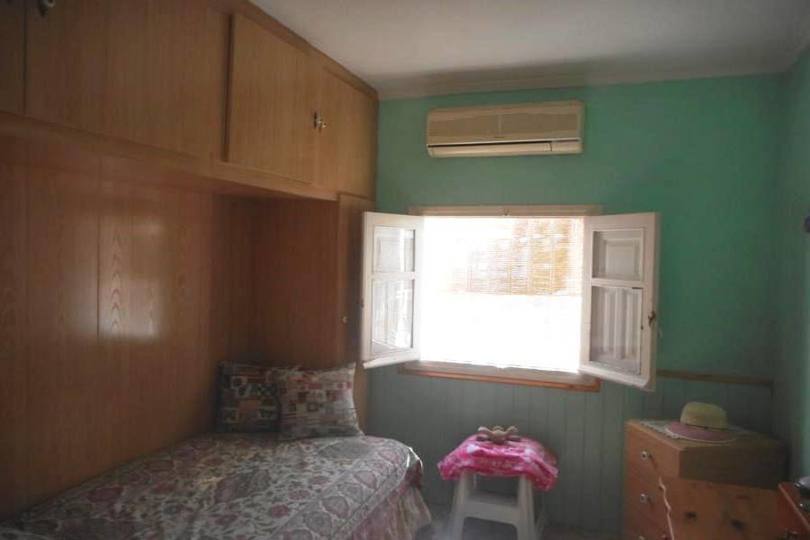 Albatera,Alicante,España,3 Habitaciones Habitaciones,1 BañoBaños,Fincas-Villas,2222
