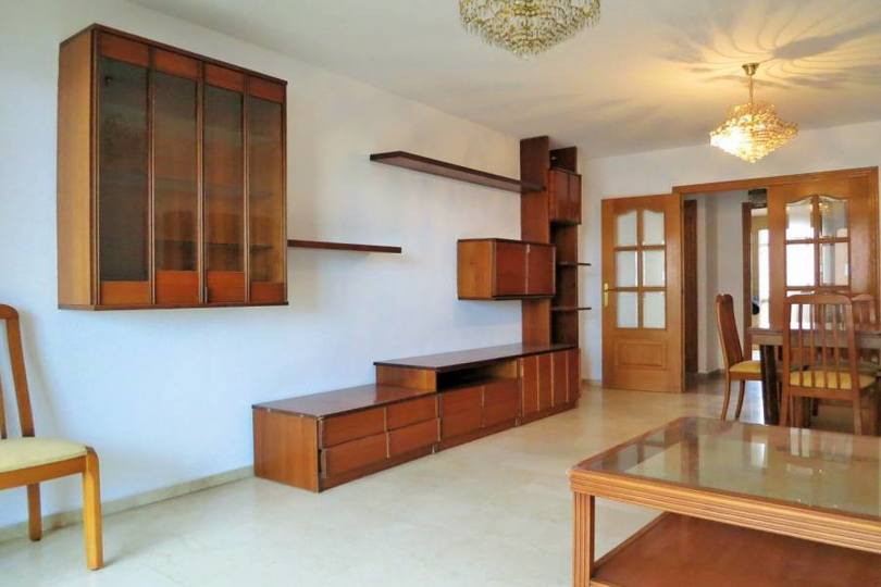 Alicante,Alicante,España,4 Bedrooms Bedrooms,2 BathroomsBathrooms,Pisos,14762