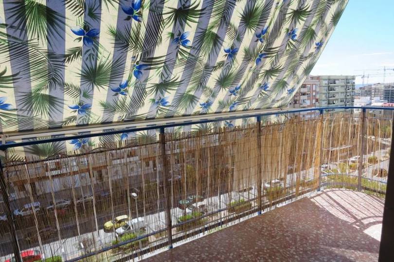 Alicante,Alicante,España,4 Bedrooms Bedrooms,2 BathroomsBathrooms,Pisos,14763