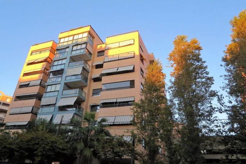 Alicante,Alicante,España,3 Bedrooms Bedrooms,2 BathroomsBathrooms,Pisos,14769