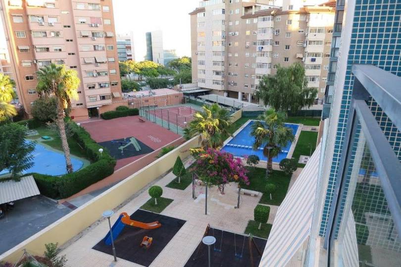 Alicante,Alicante,España,3 Bedrooms Bedrooms,2 BathroomsBathrooms,Pisos,14769