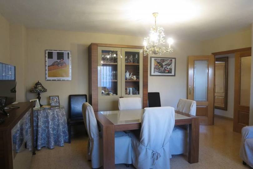 Alicante,Alicante,España,4 Bedrooms Bedrooms,2 BathroomsBathrooms,Pisos,14787