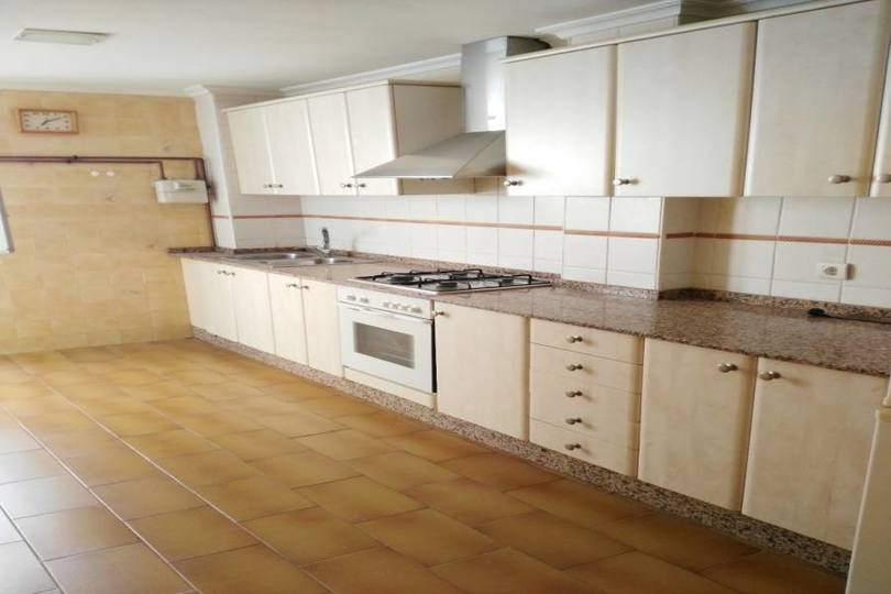 Alicante,Alicante,España,3 Bedrooms Bedrooms,1 BañoBathrooms,Pisos,14819
