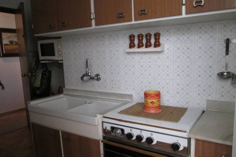 Alicante,Alicante,España,4 Bedrooms Bedrooms,1 BañoBathrooms,Pisos,14829