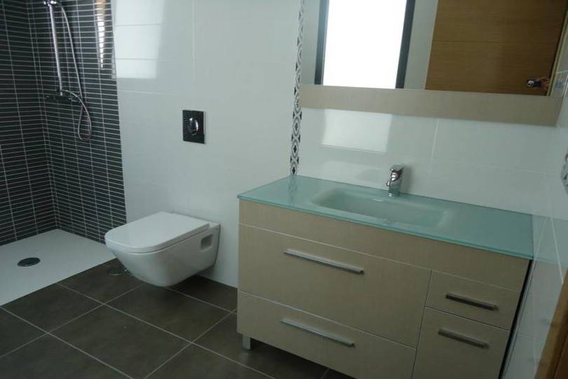 Ciudad Quesada,Alicante,España,4 Habitaciones Habitaciones,2 BañosBaños,Fincas-Villas,2230
