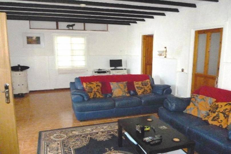 Elche,Alicante,España,4 Habitaciones Habitaciones,4 BañosBaños,Fincas-Villas,2235