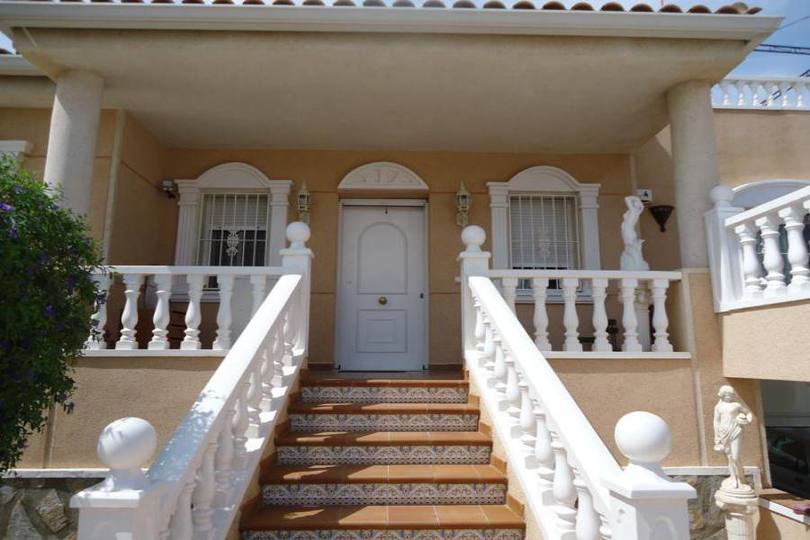 Ciudad Quesada,Alicante,España,5 Habitaciones Habitaciones,3 BañosBaños,Fincas-Villas,2242