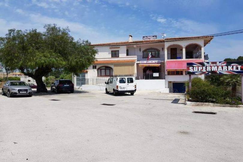 Dénia,Alicante,España,5 Bedrooms Bedrooms,2 BathroomsBathrooms,Local comercial,15041