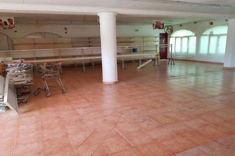 Dénia,Alicante,España,5 Bedrooms Bedrooms,2 BathroomsBathrooms,Local comercial,15041