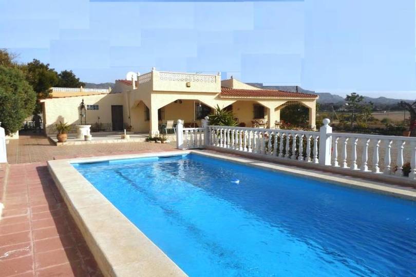 Albatera,Alicante,España,3 Habitaciones Habitaciones,2 BañosBaños,Fincas-Villas,2256