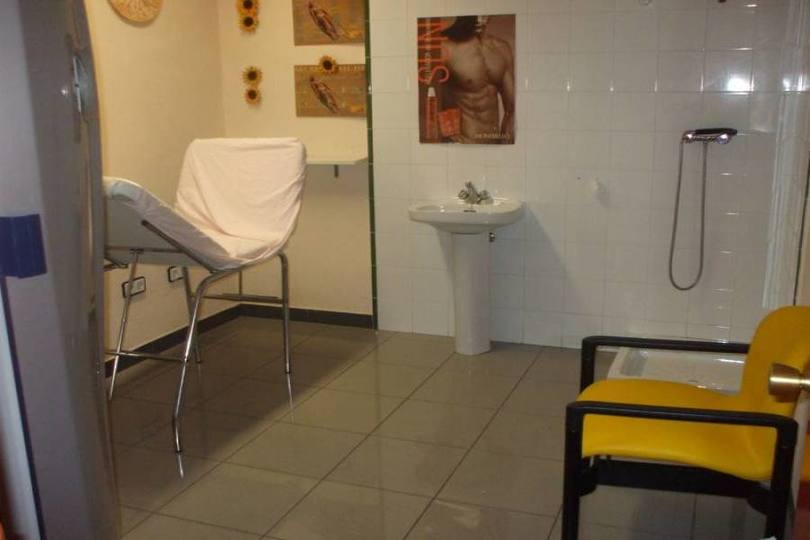 Alicante,Alicante,España,Local comercial,15238