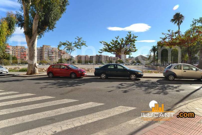 Alicante,Alicante,España,Local comercial,15248