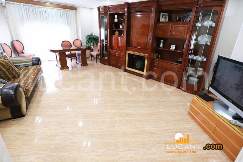 San Vicente del Raspeig,Alicante,España,3 Bedrooms Bedrooms,2 BathroomsBathrooms,Casas,15269