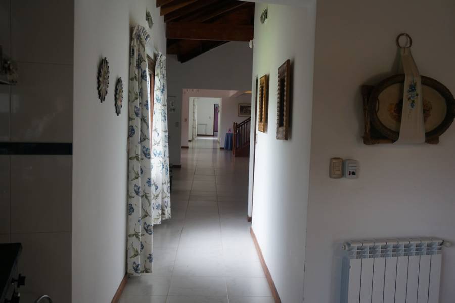 Mar Azul,Buenos Aires,8 Habitaciones Habitaciones,8 BañosBaños,Casas,43,1124