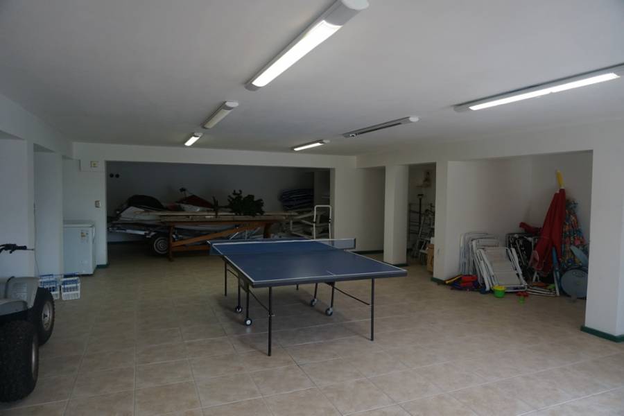 Mar Azul,Buenos Aires,8 Habitaciones Habitaciones,8 BañosBaños,Casas,43,1124