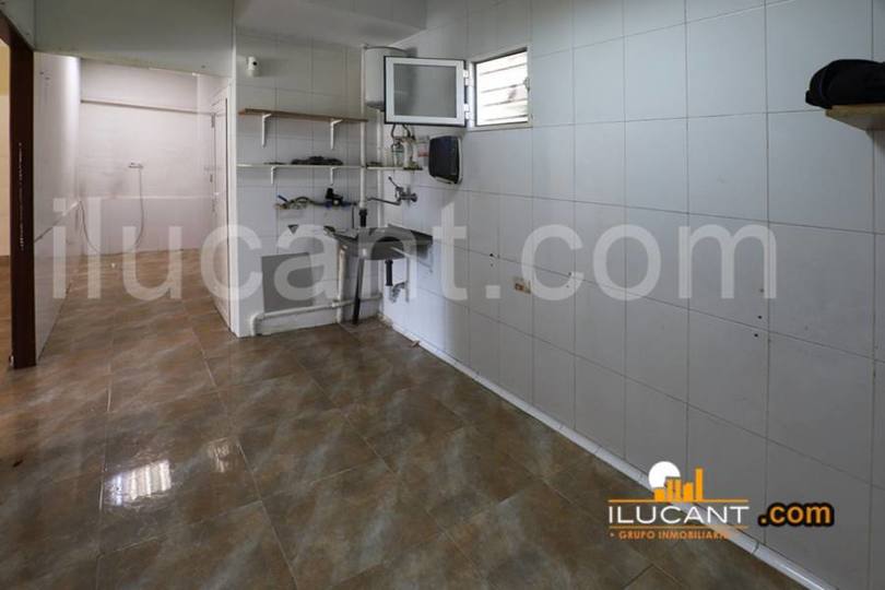 Alicante,Alicante,España,Local comercial,15741