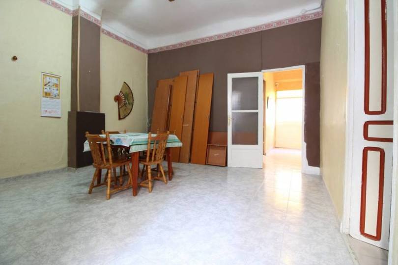 Alicante,Alicante,España,8 Bedrooms Bedrooms,3 BathroomsBathrooms,Casas,15826